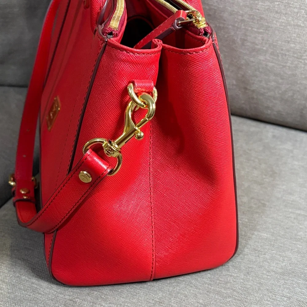 MCM Saffiano Leather Double Zip Tote Bag w/ Strap COA Gold Hardware